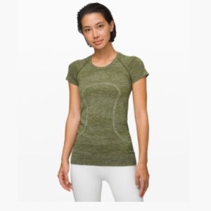 Lululemon swiftly speed short sleeve size 6 green